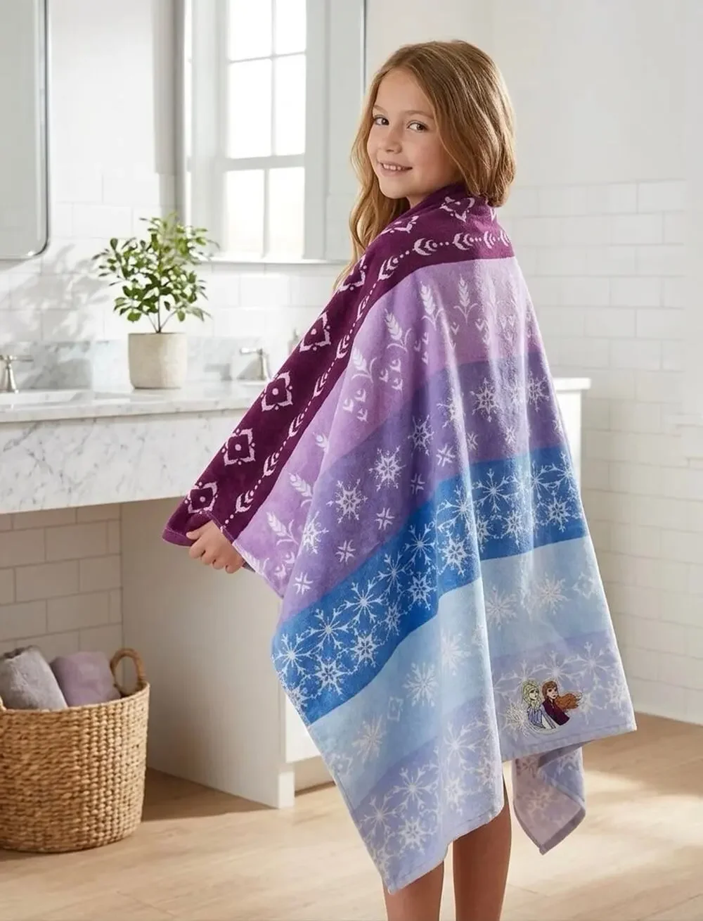 New❤️Disney's Frozen Anna & Elsa Bath Towel